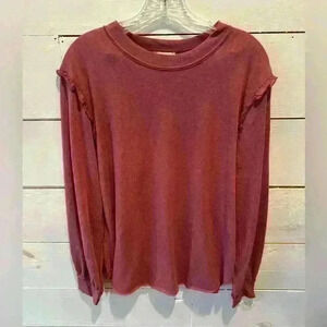 La Miel pullover small women’s ruffle top, EUC, boutique casual top